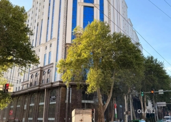 3 комнатная квартира, 8 этаж, 114 м²