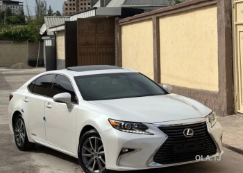 Lexus ES,  2017