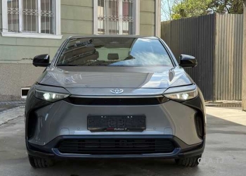 Toyota BZ3X,  2022