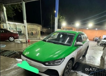 Аренда такси BYD Е2