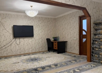 5 комнатная квартира, 4 этаж, 100 м²