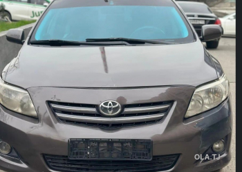 Toyota Corolla,  2010