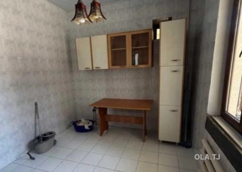 6 комнатная квартира, 1 этаж, 300 м²