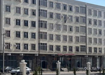 Офис в аренду, В бизнес-центре, 104 м²