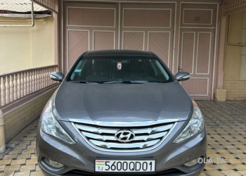 Hyundai Sonata,  2012