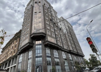 3 комнатная квартира, 8 этаж, 108 м²