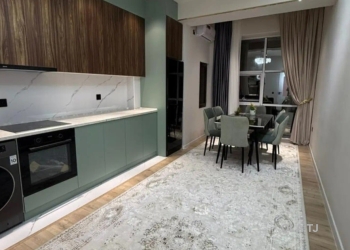 3 комнатная квартира, 14 этаж, 94 м²