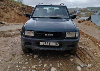 Opel Frontera,  1999