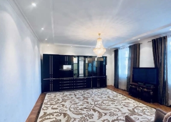 3 комнатная квартира, 3 этаж, 100 м²