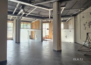 Офис в аренду, В жилом доме, 700 м²
