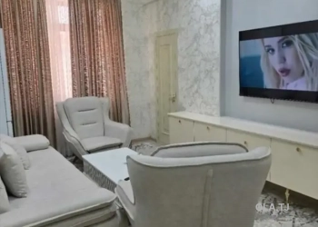 3 комнатная квартира, 8 этаж, 77 м²