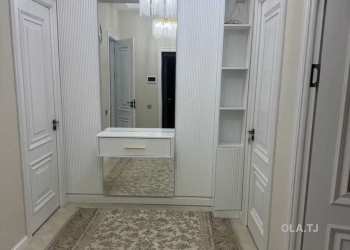 5 комнатная квартира, 4 этаж, 220 м²