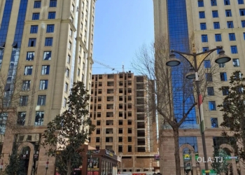 4 комнатная квартира, 13, 141 м²