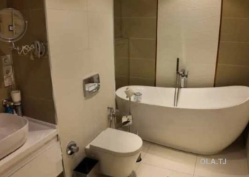 4 комнатная квартира, 13 этаж, 177 м²