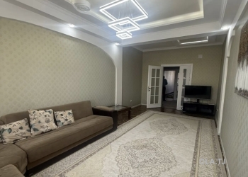 3 комнатная квартира, 14 этаж, 127 м²