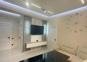 2 комнатная квартира, 3/, 53 м²