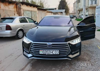 BYD E9,  2021