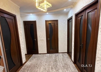 4 комнатная квартира, 1, 81 м²
