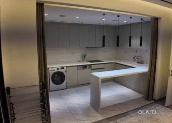 4 комнатная квартира, 12 этаж, 170 м²
