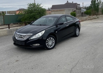 Hyundai Sonata,  2010